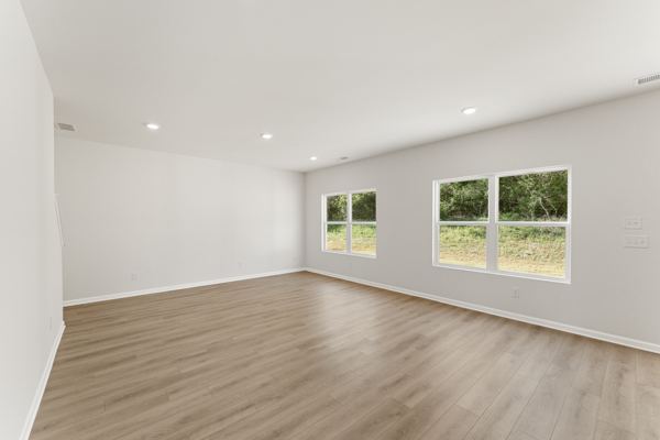 107 Stonecreek Ave photo 8