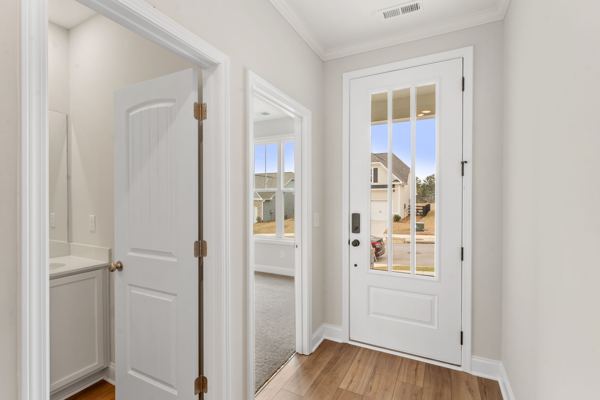 27 Masters Drive photo 3