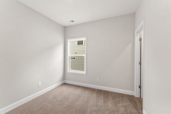27 Masters Drive photo 6