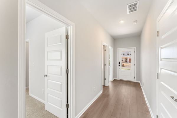 400 Bluegrass Lane photo 3