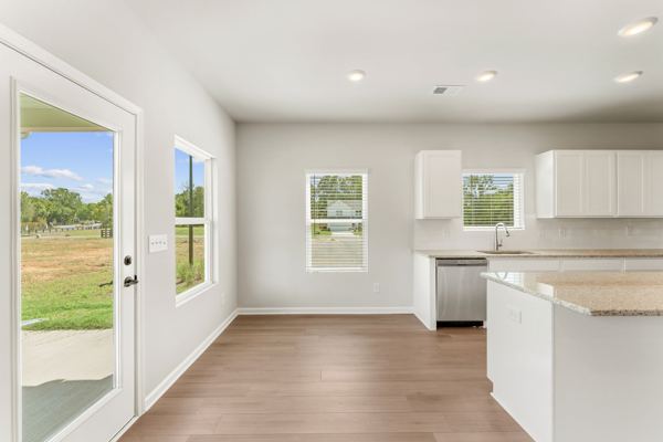 400 Bluegrass Lane photo 9
