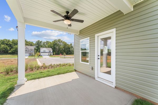 400 Bluegrass Lane photo 18