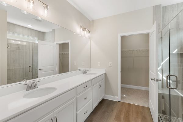 54 Colonial Terrace photo 11