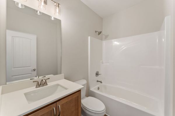 71 Heritage Pointe Dr photo 5