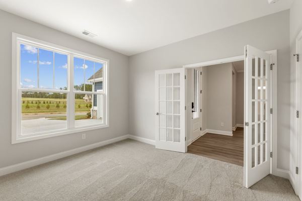 76 Stonebriar Cove photo 4