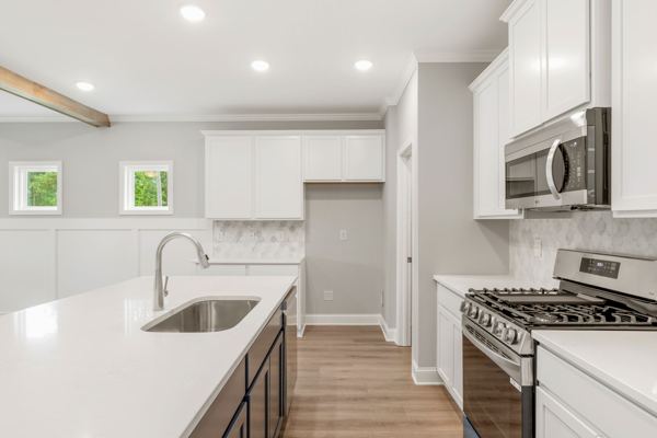 76 Stonebriar Cove photo 5