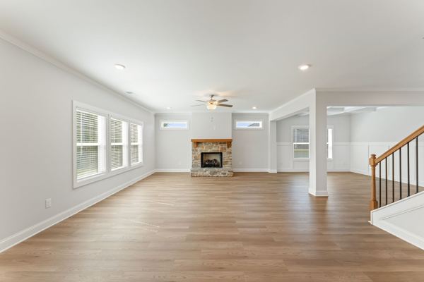 90 Riverwalk Manor Dr photo 5