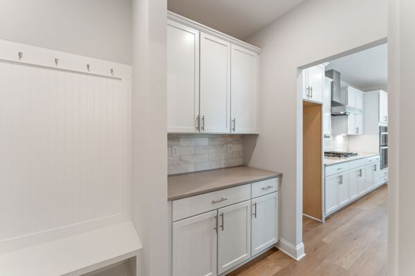 90 Riverwalk Manor Dr photo 9