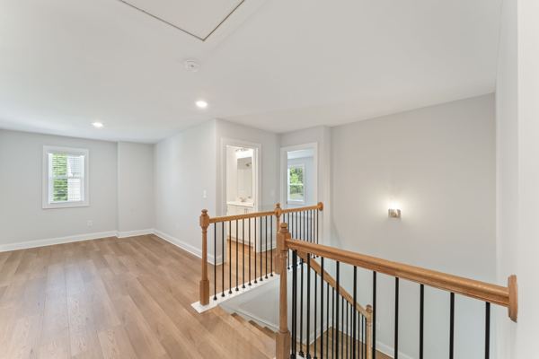 90 Riverwalk Manor Dr photo 12