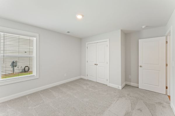 90 Riverwalk Manor Dr photo 18